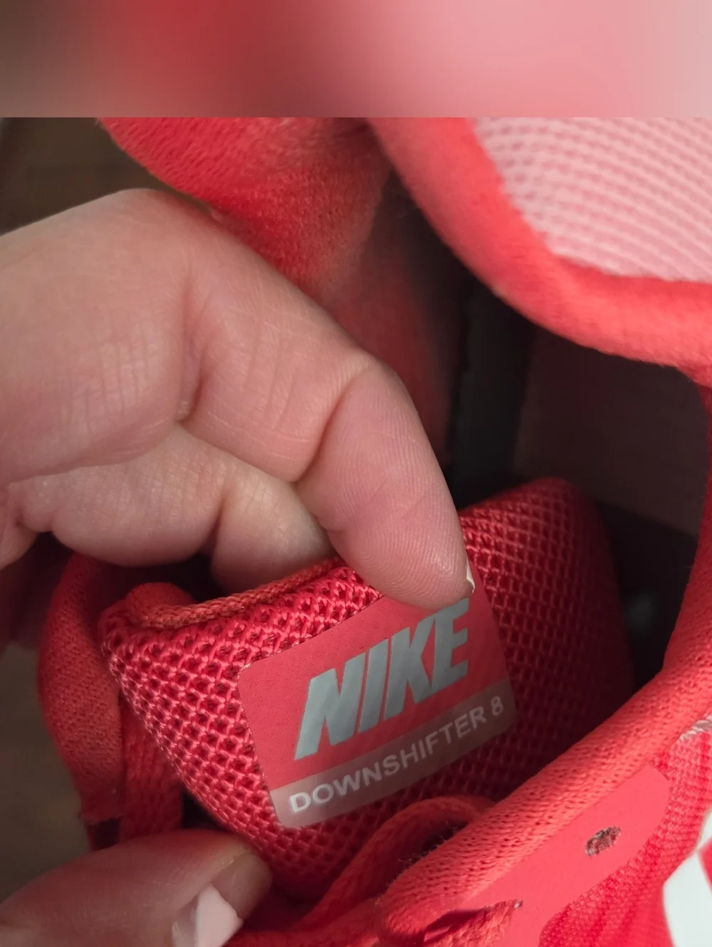 Nike Downshifter 8 Red Running Training Shoes Womens 7.5 LIghtweight Workout